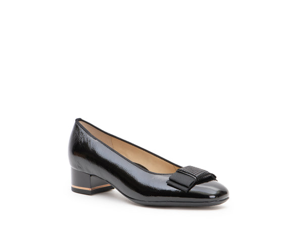 Garnet - Black Patent